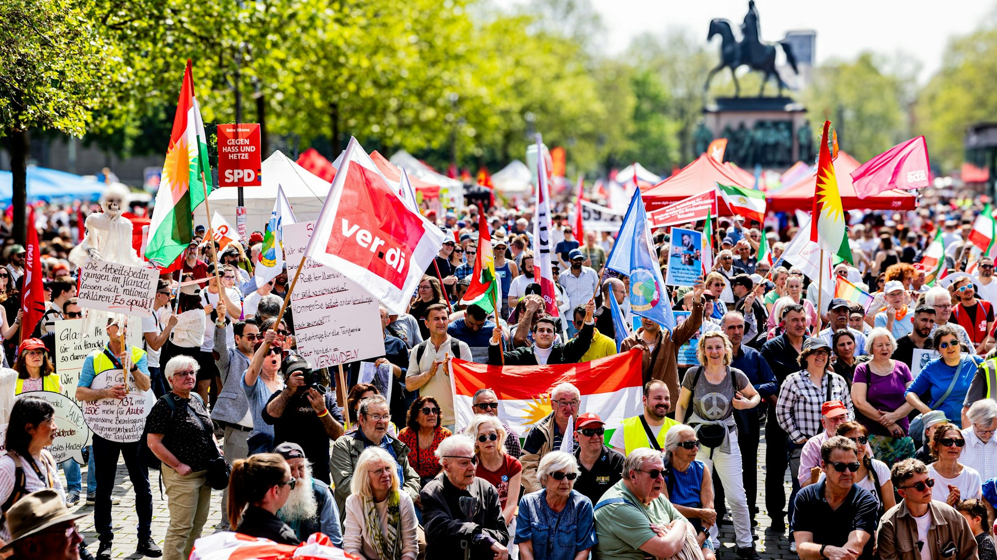 Demonstrierende am 1. Mai
