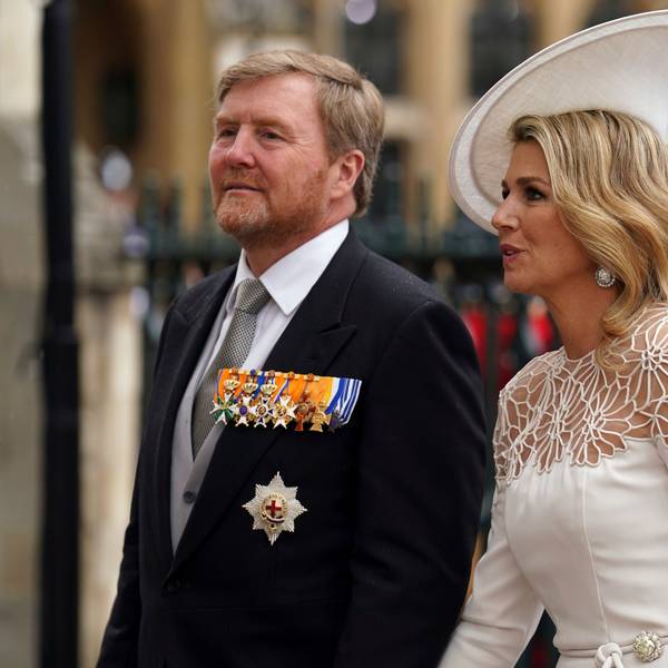 Willem-Alexander, König der Niederlande, und Maxima, Königin der Niederlande, treffen vor der Krönung von König Charles III. und Königsgemahlin Camilla in der Westminster Abbey ein.