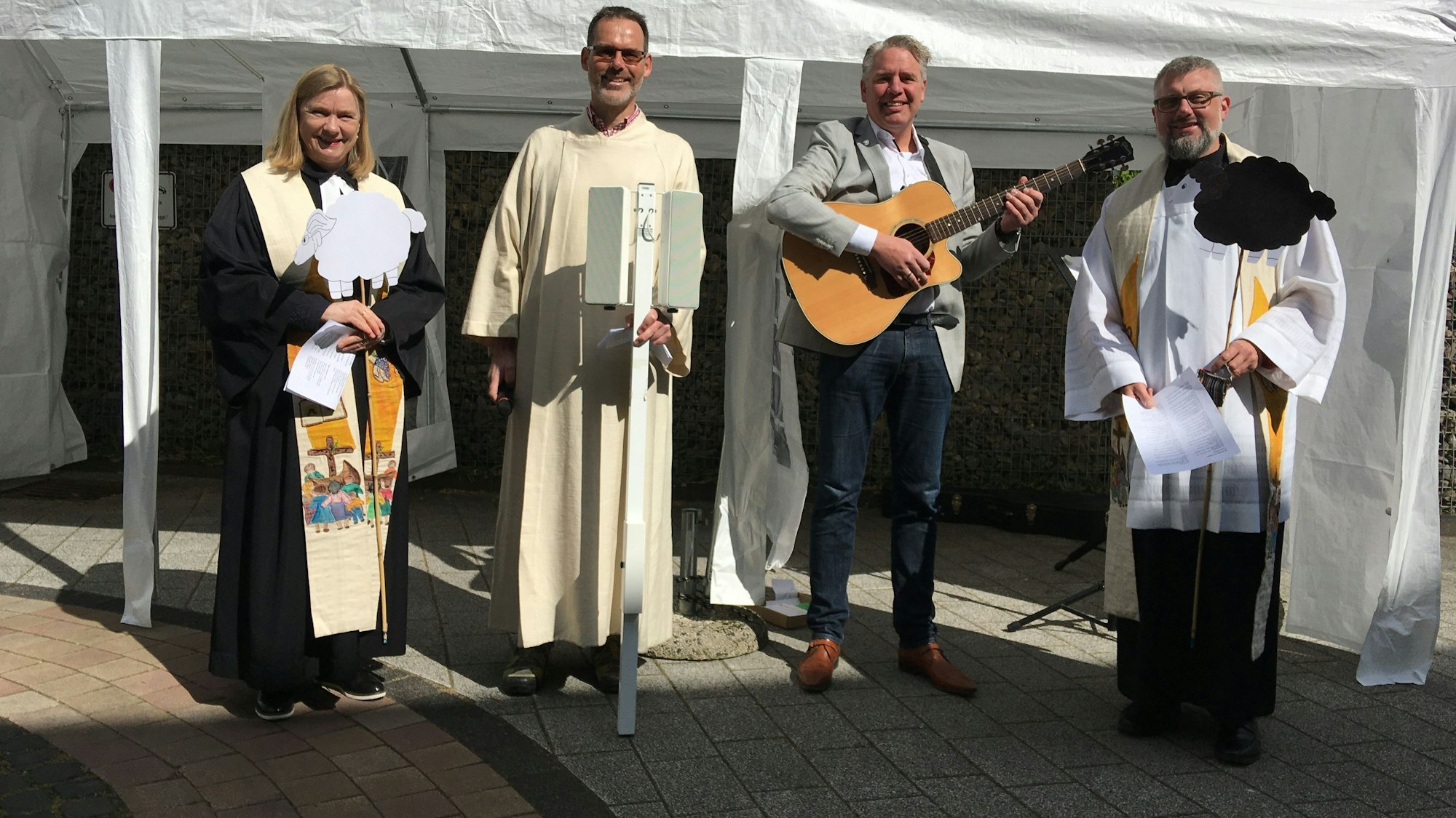 Christoph Schmitz-Hübsch (2. v.l.)