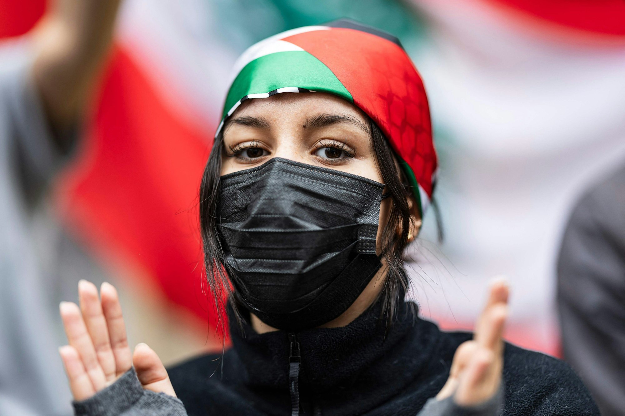 Studenten blockieren den Eingang der ESJ