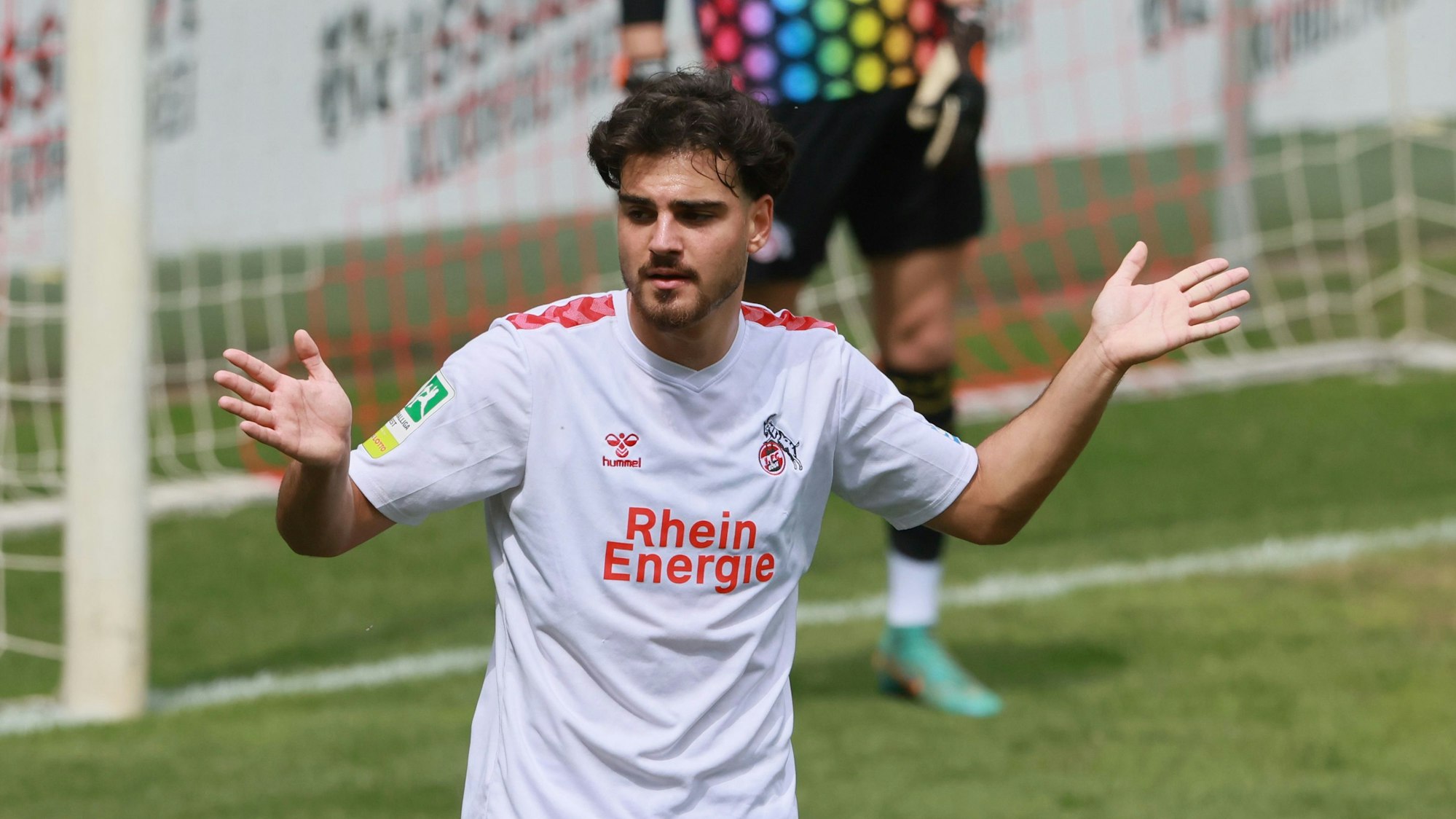 1. FC Köln Amateure (U21) vs. Rot-Weiß Oberhausen, Regionalliga West, Saison 2023/24, Mikail Özkan (1. FC Köln) verursachte einen Elfmeter, 04.05.2024, Bild: Herbert Bucco