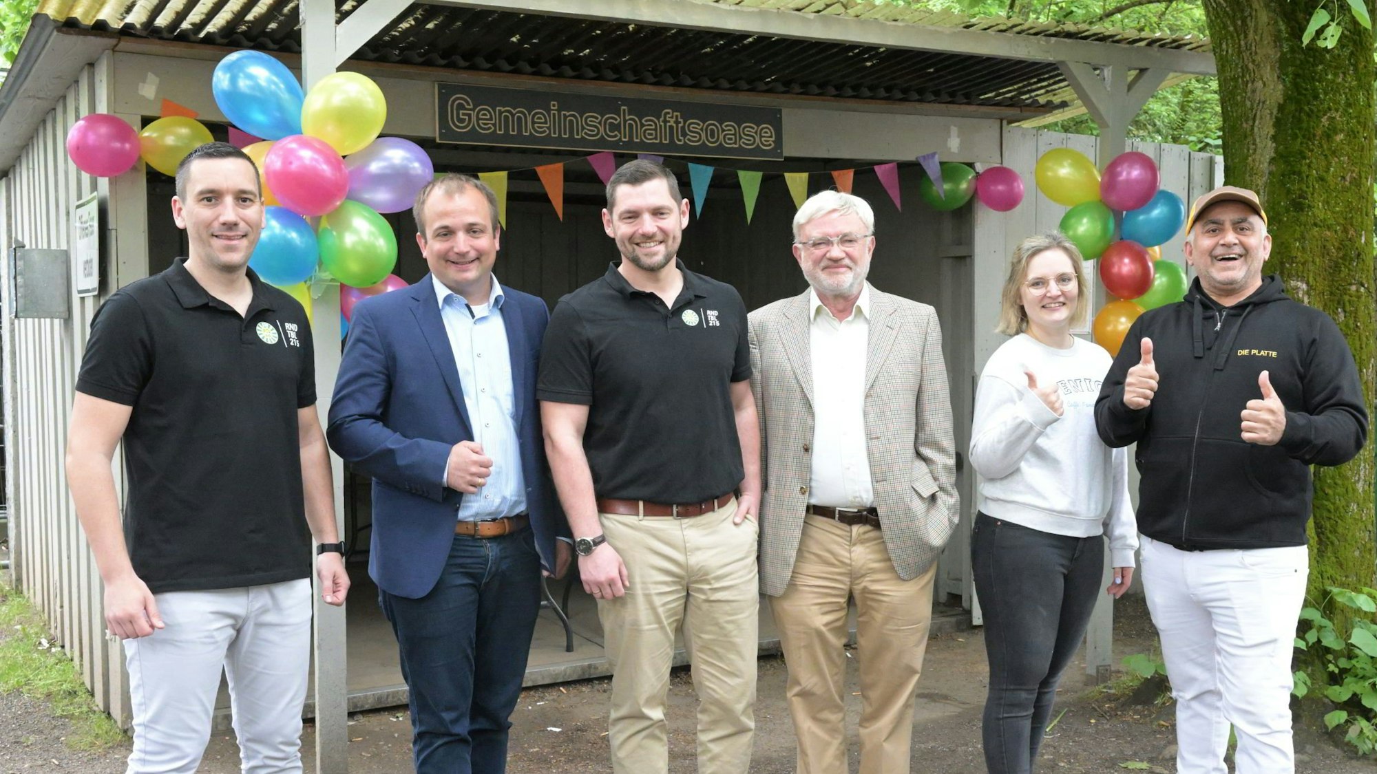 Jürgen Rembold, der mit seiner Stiftung das ehrenamtliche Engagement fördert, soll dafür ebenfalls als neuer Rösrather Ehrenbürger ausgezeichnet werden.