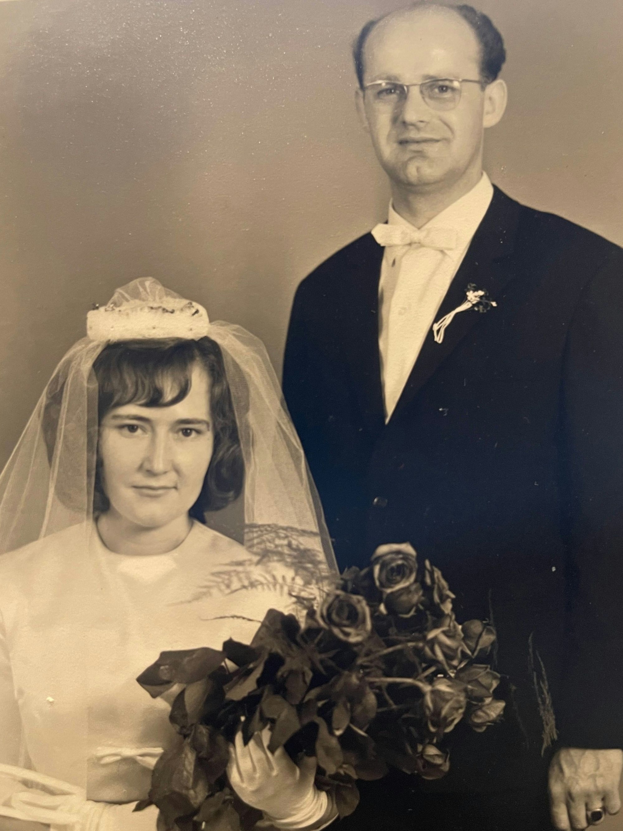 Repro des Hochzeitsfotos von Hannelore und Günther Schmidt aus dem Jahr 1964.