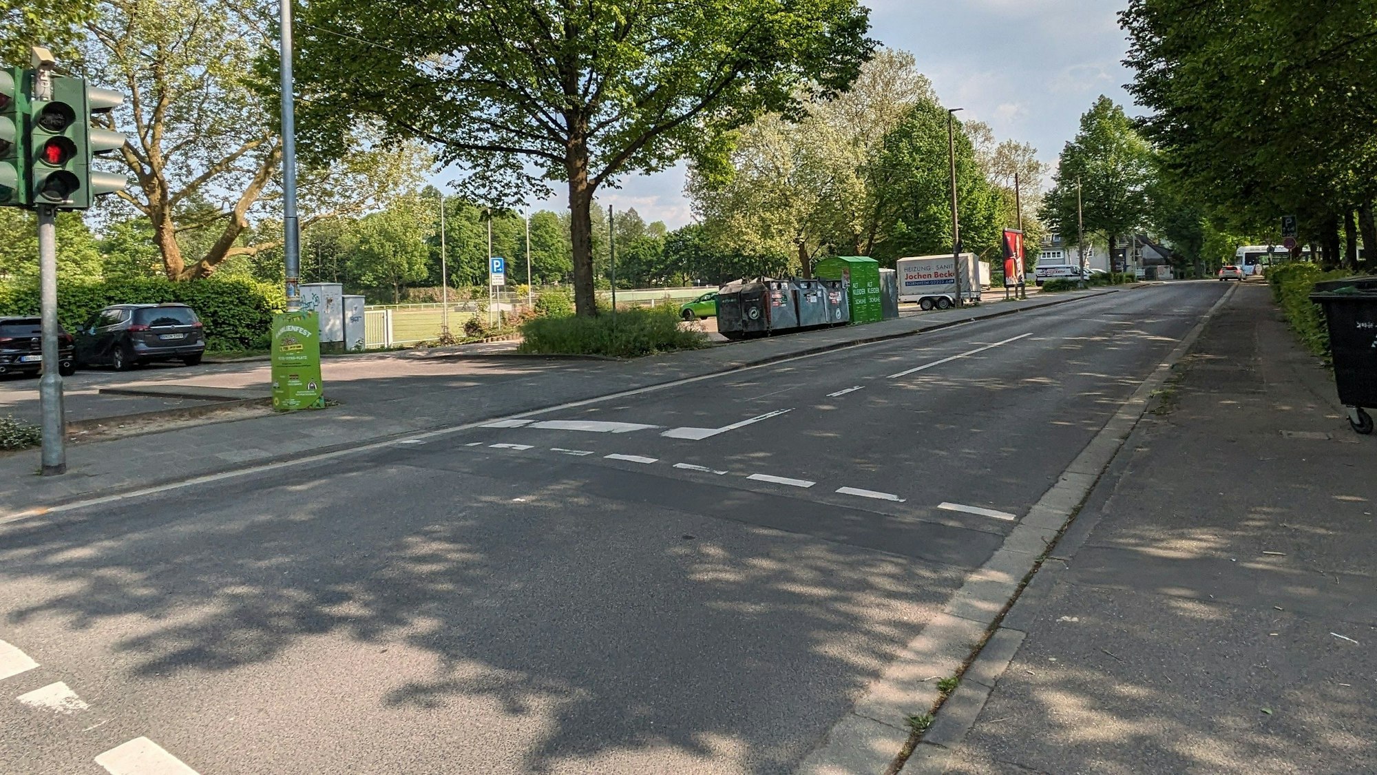 Wegen der gleichzeitig stattfinden Baumaßnahmen am Stadion und an der Grundschule wird das Teilstück der Wallrafstraße zwischen Burgstraße und Secundakreisel ab Herbst für den Straßenverkehr gesperrt.