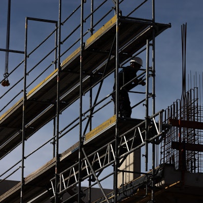 Mietwohnungen werden im Stadtteil Ehrenfeld gebaut. Insgesamt baut Köln zu wenig.