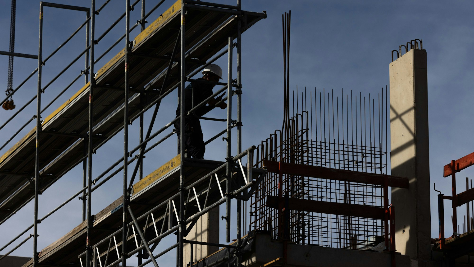 Mietwohnungen werden im Stadtteil Ehrenfeld gebaut. Insgesamt baut Köln zu wenig.