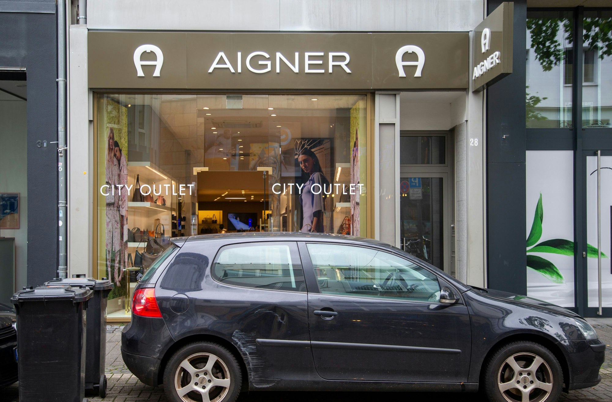 Den Frequenzverlust bringen viele Geschäftsleute aber auch mit den Verkehrsregelungen seit der Umgestaltung der Ehrenstraße in Verbindung.