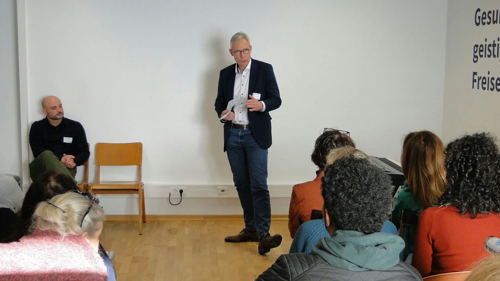 Der Vorstand der AOK Rheinland/Hamburg Michael Mohrmann, hier bei einer Veranstaltung in der Kümmerei 2023, hat sich in einem Statement für den Erhalt stark gemacht.