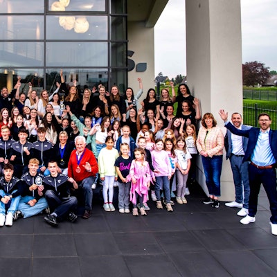 Das Gruppenbild zeigt die Sieger der Sportlerwahl des Jahres 2023 im Kreis Euskirchen.
