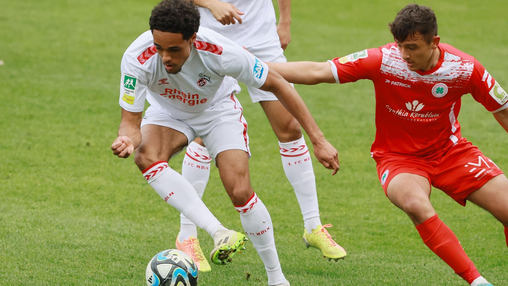 1. FC Köln Amateure (U21) vs. Rot-Weiß Oberhausen, Regionalliga West, Saison 2023/24, links: Tidiane Toure (1. FC Köln), 04.05.2024, Bild: Herbert Bucco