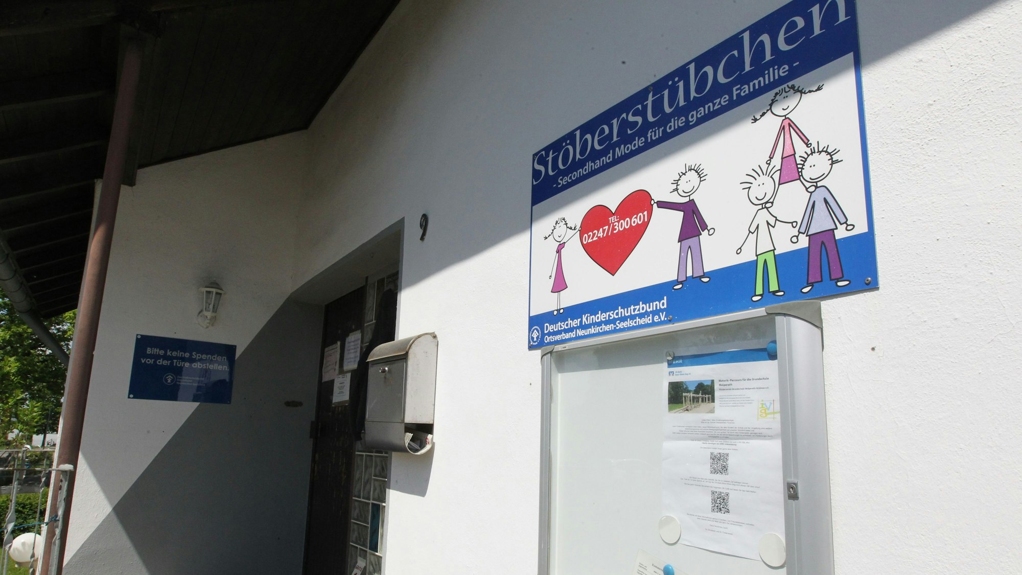 Das Gebäude muss aus wirtschaftlichen Gründen abgerissen werden.