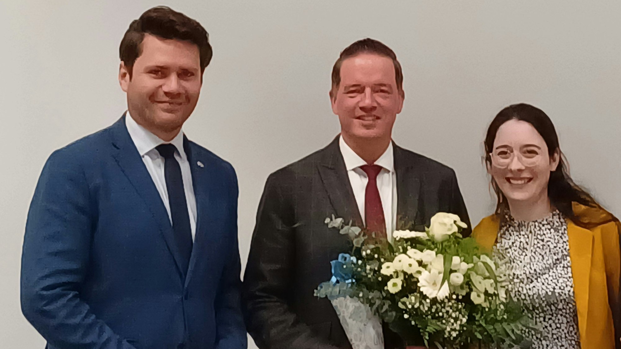 Auf dem Foto sind die CDU-Politiker Thomas Okos, Gregor Golland und Romina Plonsker zu sehen.