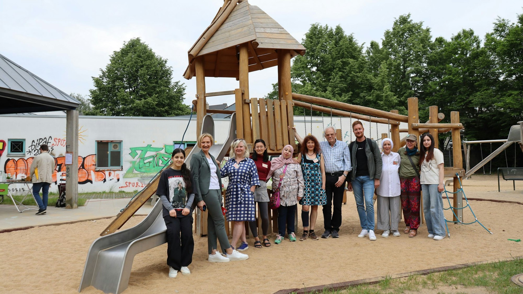Der 2023 eröffnete Spielplatz gehört zu den Neuerungen auf dem Hof.