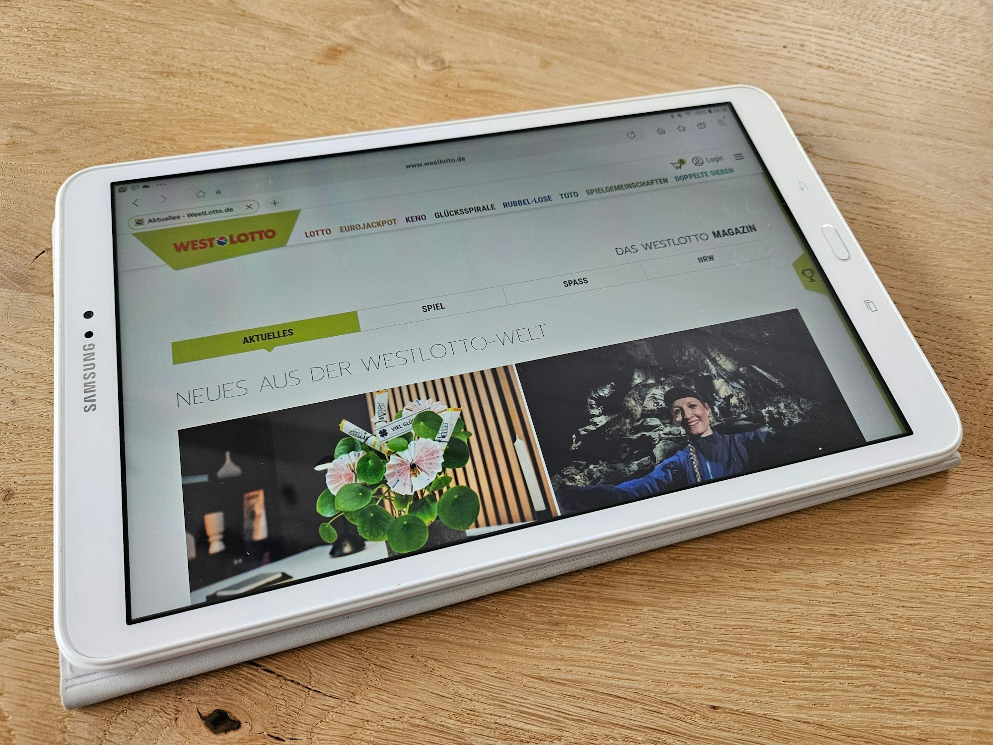 Tablet mit Webseite von Westlotto