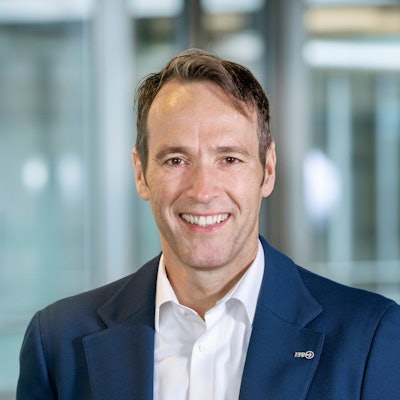 0102; Thomas Schaffer