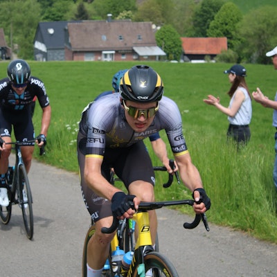 Julian Borresch kämpft sich den Anstieg nach Agathaberg hoch.