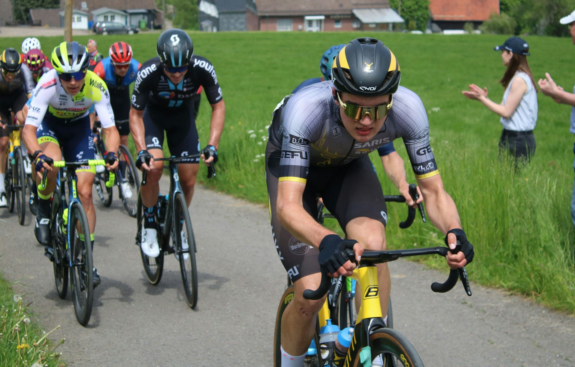 Julian Borresch kämpft sich den Anstieg nach Agathaberg hoch.