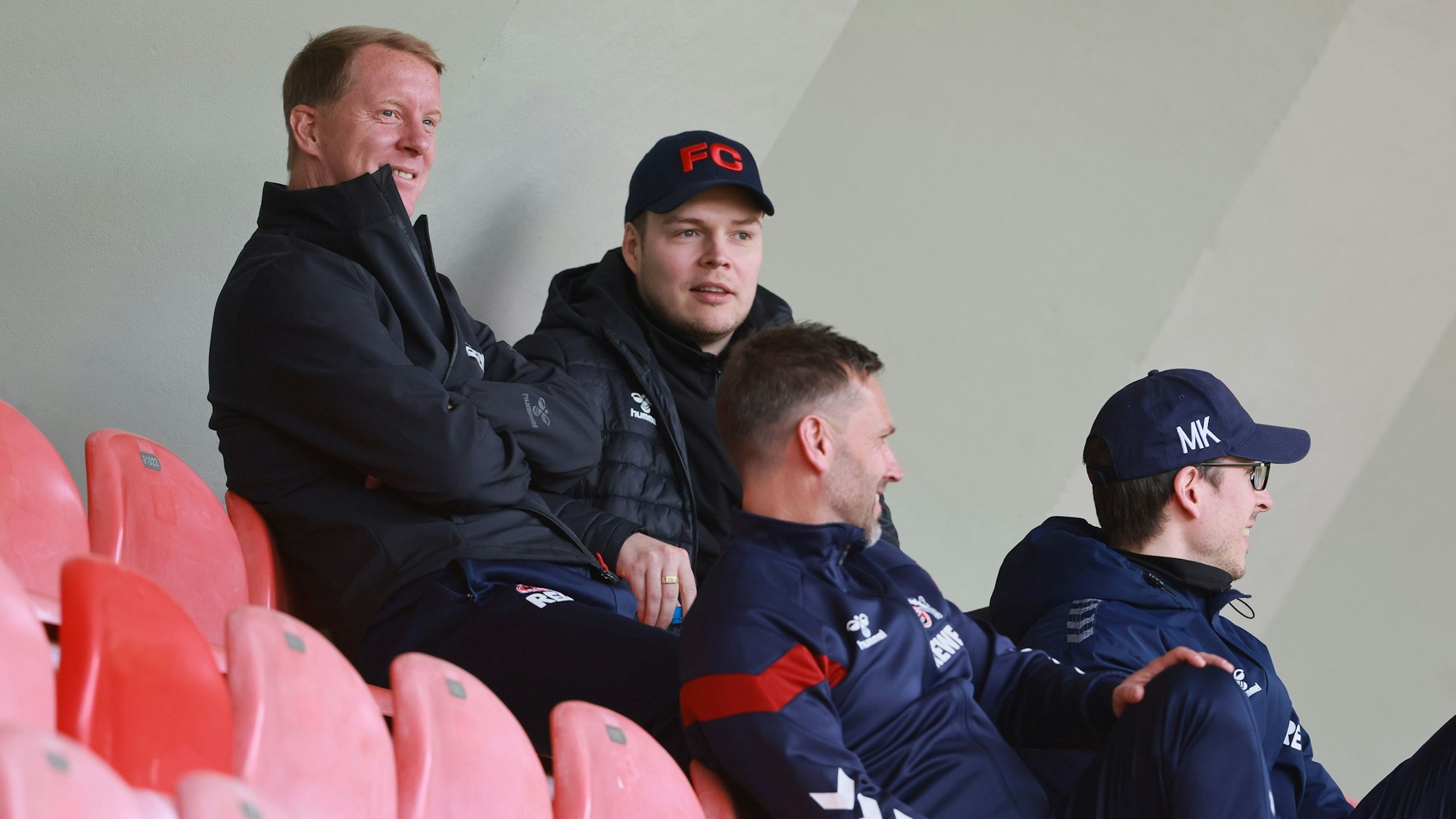 1. FC Köln Amateure (U21) vs. Rot-Weiß Oberhausen, Regionalliga West, Saison 2023/24, unter den Zuschauern von links: Timo Schultz, Lukas Berg, Andre Pawlak (1. FC Köln), 04.05.2024, Bild: Herbert Bucco