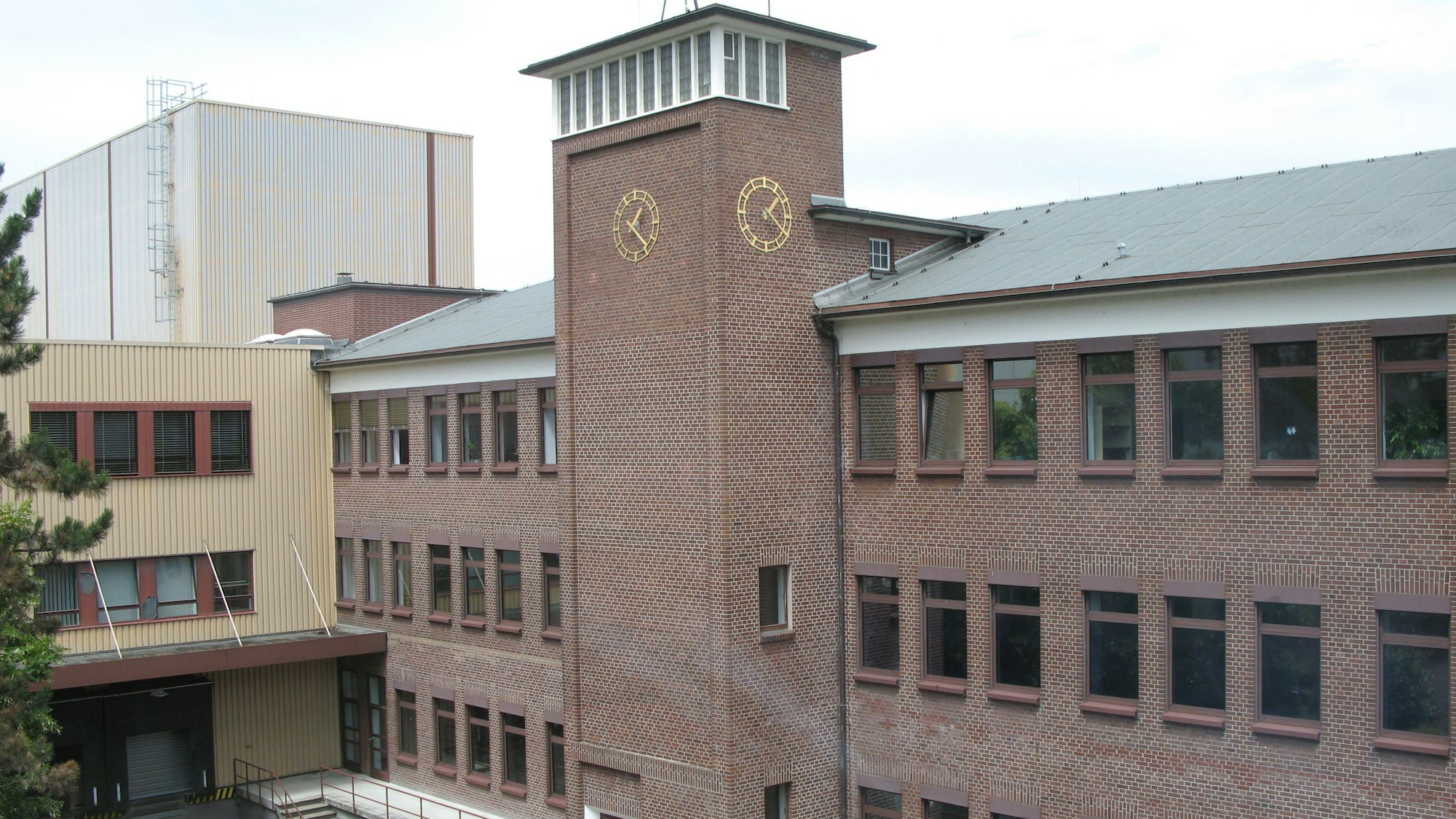 Krewel-Meuselbach Eitorf Investitionen, Dr. Hendrik Schütte, Prokurist, Apotheker und zuständig für die Produktentwicklung und Zulassung