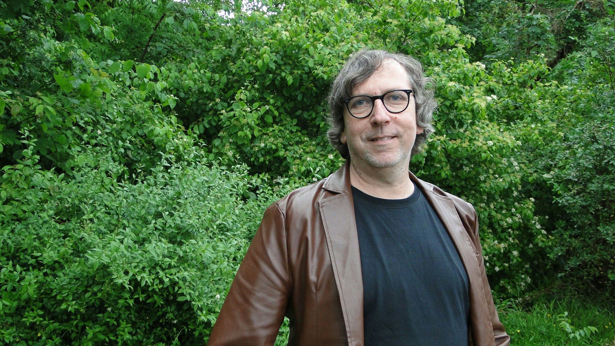 Die Idee zu seinem neuen Roman kam Andreas Brettschneider bei einem Waldspaziergang.