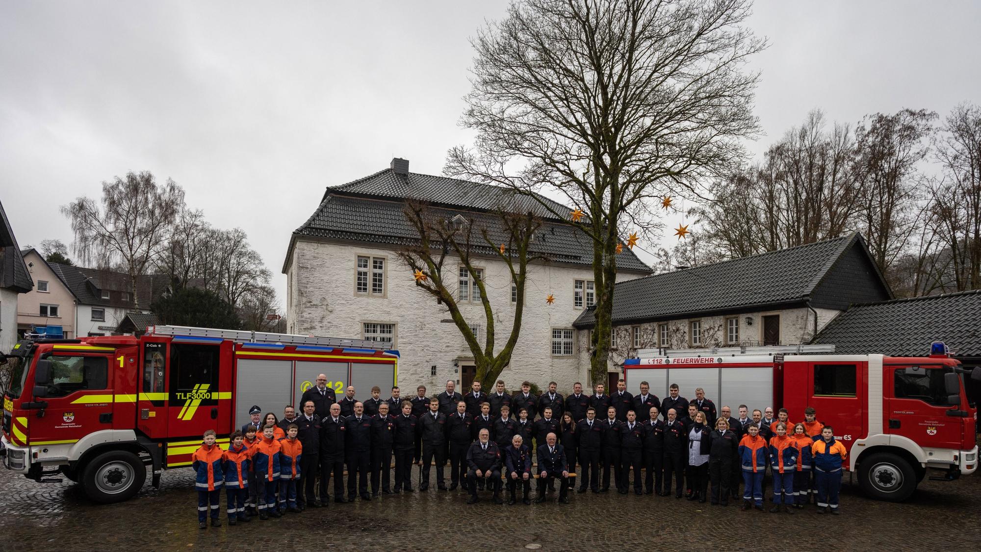 Die Denklinger Löschgruppe zählt derzeit 39 aktive Mitglieder, dazu kommt die Jugendfeuerwehr mit 14 Mitgliedern.