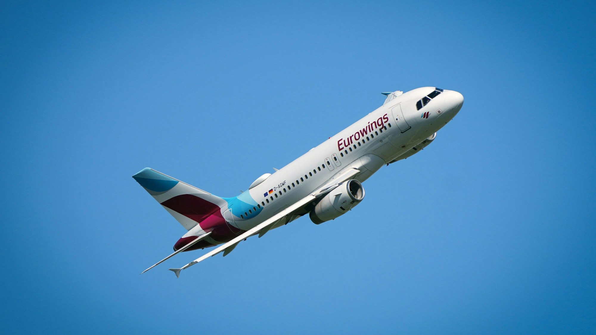 Flugzeug von Eurowings.