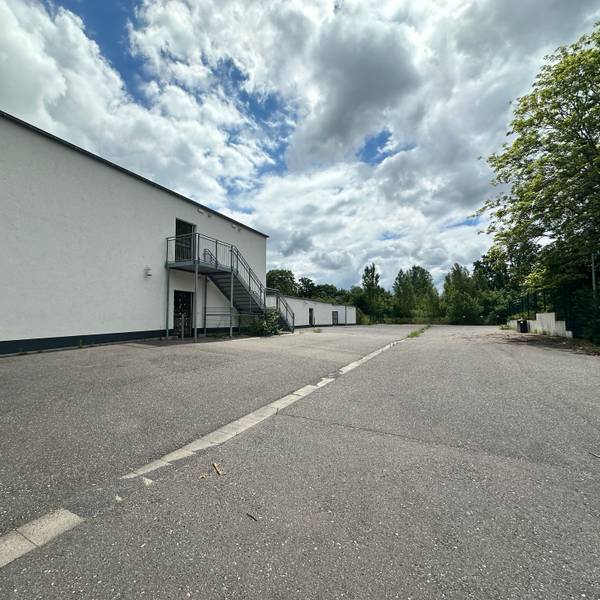 Für das neue Gymnasium Rondorf, das als Interim im Interim der Gesamtschule Rodenkirchen untergebracht ist, soll hier auch eine Interim-Sporthalle gebaut werden.