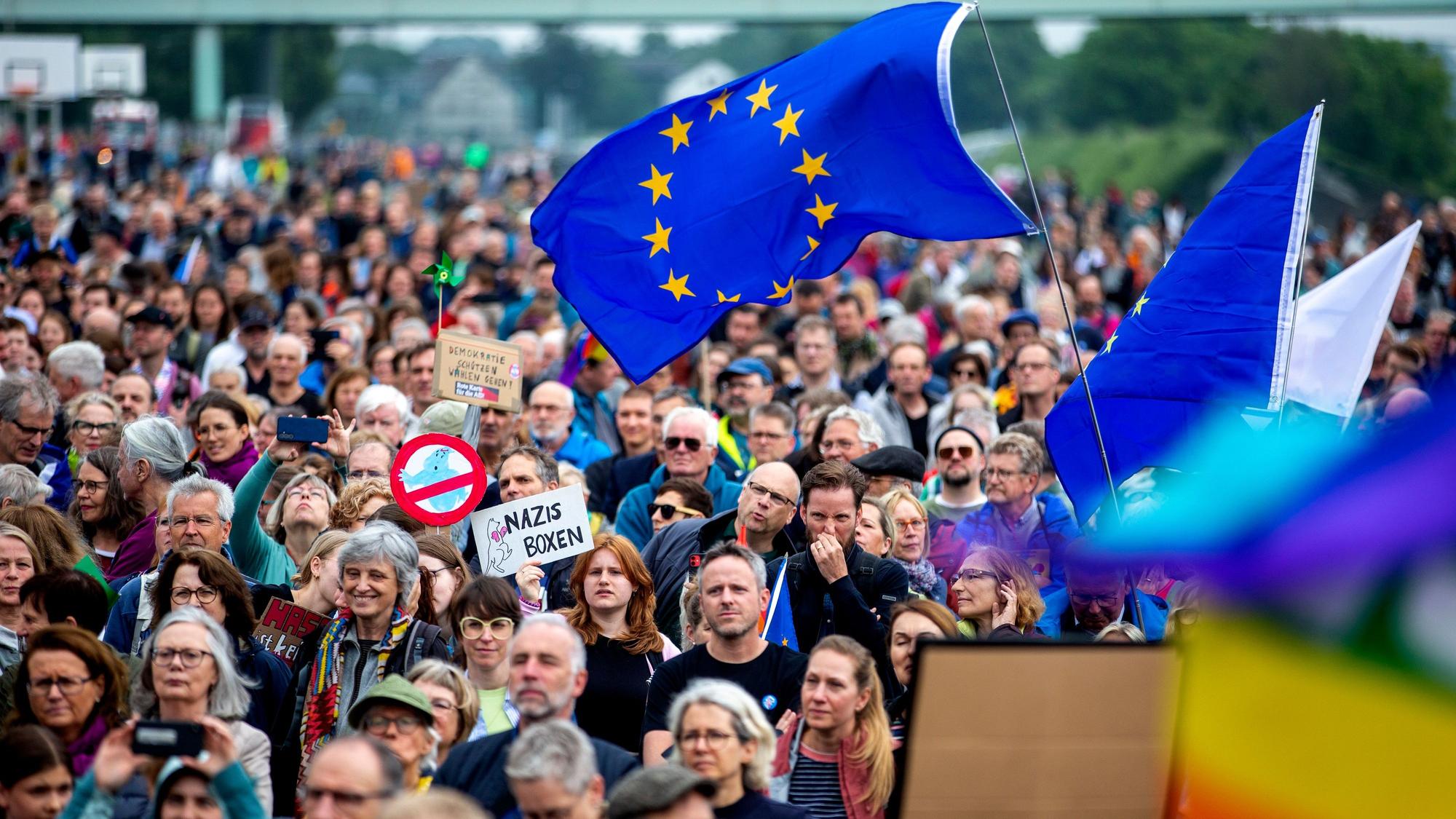 Kundgebung unter dem Motto „Arsch huh für Demokratie – Rechtsextremismus stoppen“