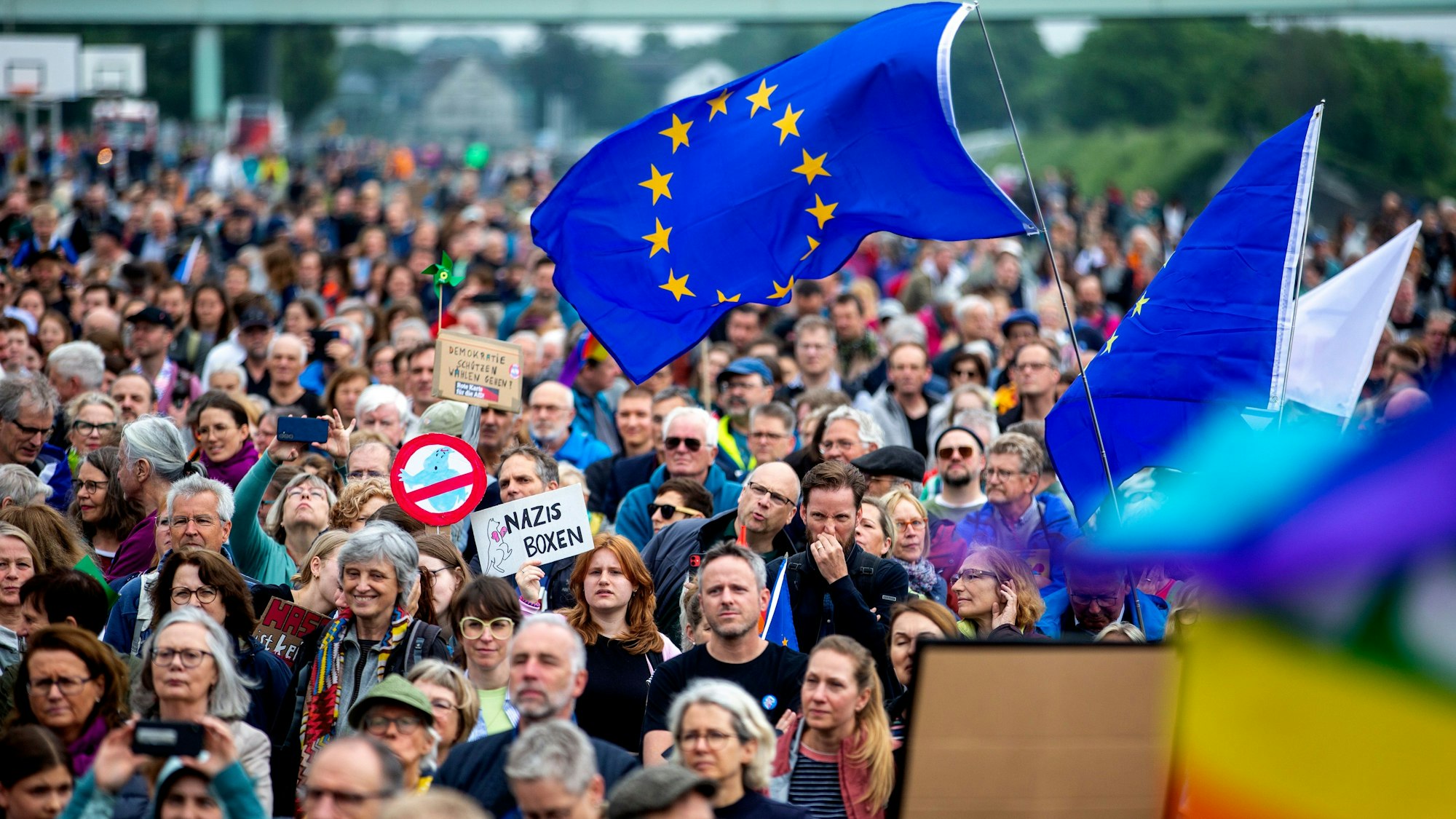Kundgebung unter dem Motto „Arsch huh für Demokratie – Rechtsextremismus stoppen“