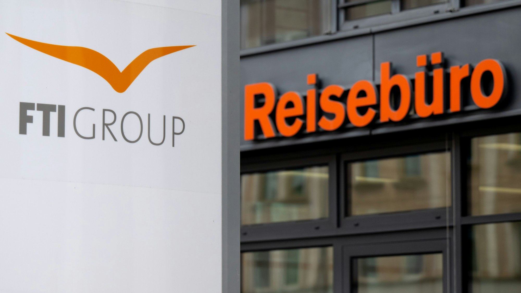 Der Reiseveranstalter FTI hat am Montag Insolvenz angemeldet. Das Unternehmen ist der drittgrößte Anbieter in ganz Europa.
