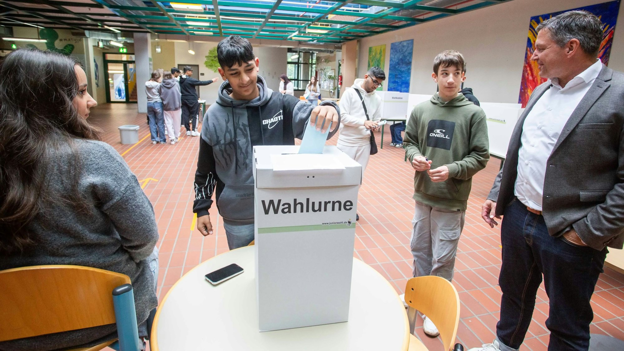 Juniorwahl an der Gesamtschule in Gummersbach-Derschlag.