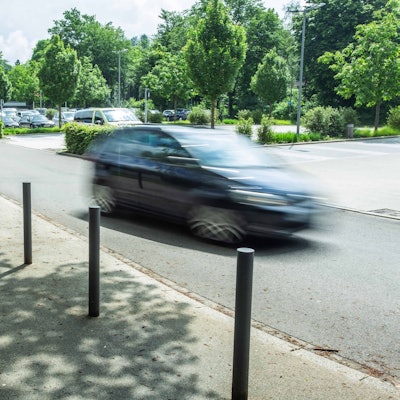 Vor der Wiehler Wasser-Welt und der Eishalle an der Homburger Straße soll nach den Plänen der Stadt ein zehn Meter hohes Parkhaus mit sieben Ebenen entstehen. Ein entsprechender Bebauungsplan soll jetzt der Politik vorgelegt werden.