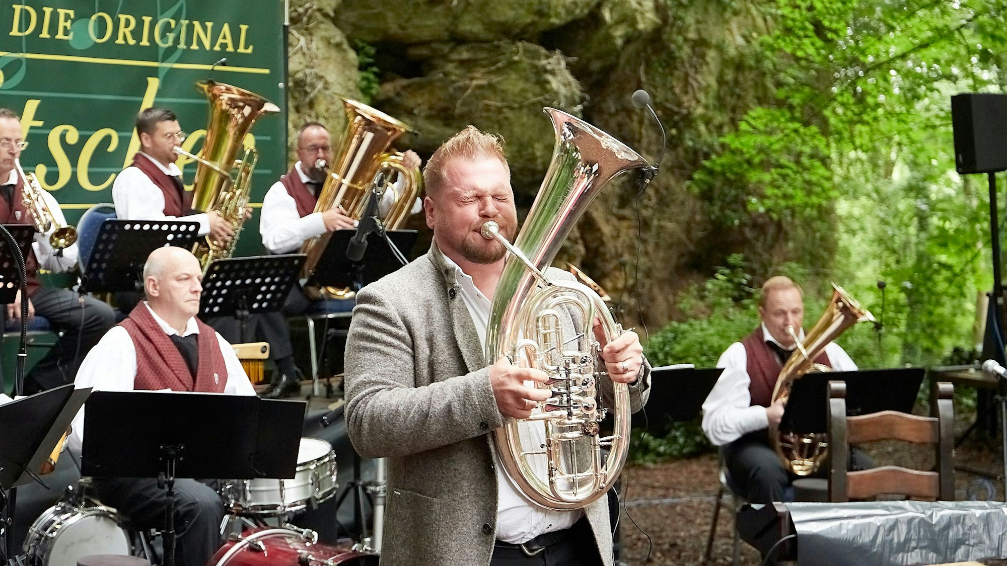 Alexander Wurz bläst ins Horn.