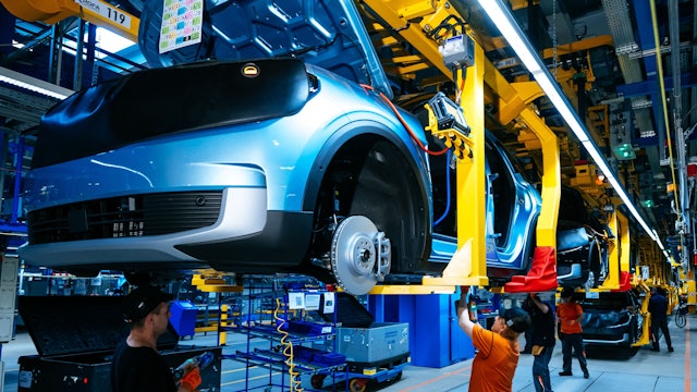 Produktionsstart des Ford Explorer.