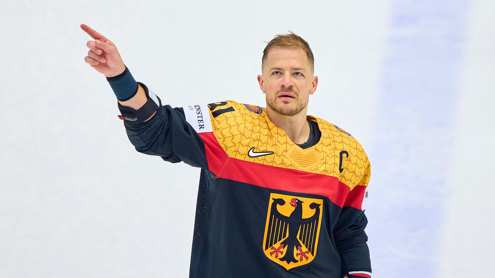 Moritz Müller im Trikot der Nationalmannschaft.