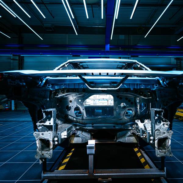Vor drei Wochen hatte Ford den Beginn der Serienfertigung des E-Autos Explorer gefeiert. Seitdem macht der Autobauer mit Personalien Schlagzeilen.