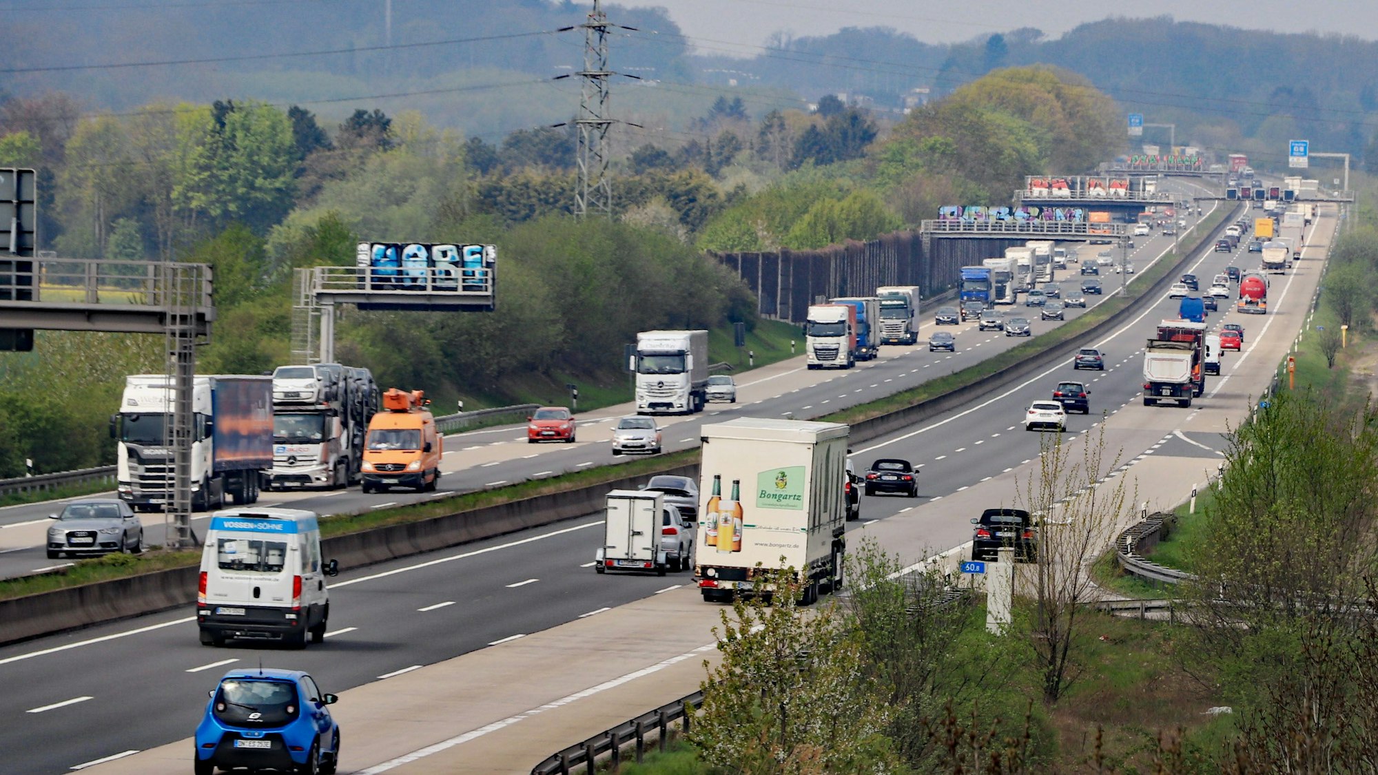 Auf dem Foto ist die A4 bei Frechen zu sehen.