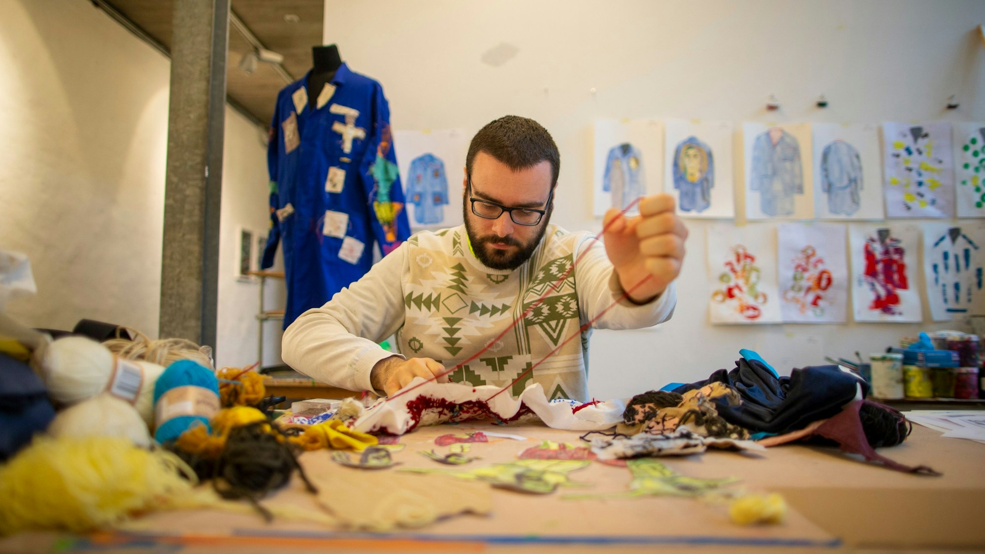 „Das Kunsthaus ist ein toller Arbeitsort“, sagt Filip-Mijo Livaja. Er ist mit seinen Projekten regelmäßig in Ausstellungen vertreten.