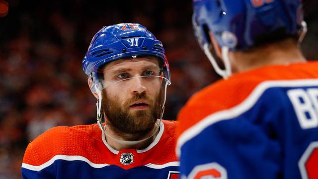Will unbedingt den stanley Cup gewinnen: Der Kölner Eishockey-Superstar Leon Draisaitl.
