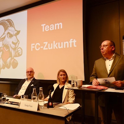 Dieses Trio will sich zum neuen Vorstand des 1. FC Köln wählen lassen: (v.r.n.l.) Sonja Fuss, Stefan Jung und Dieter Prestin.