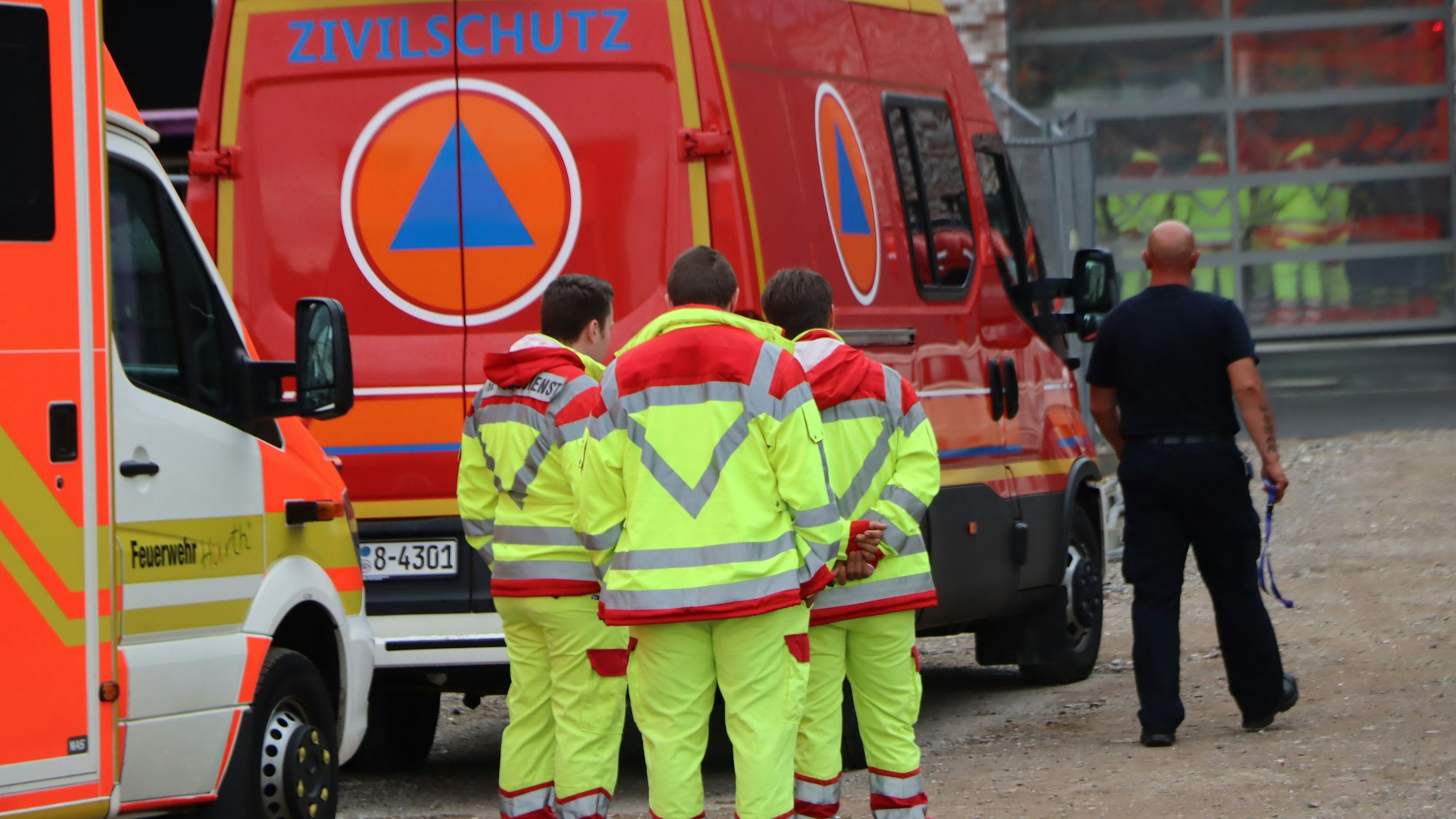 Der Zivilschutz war aus Köln angerückt.