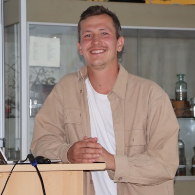 Zu sehen ist Jonas Wohlgemuth.