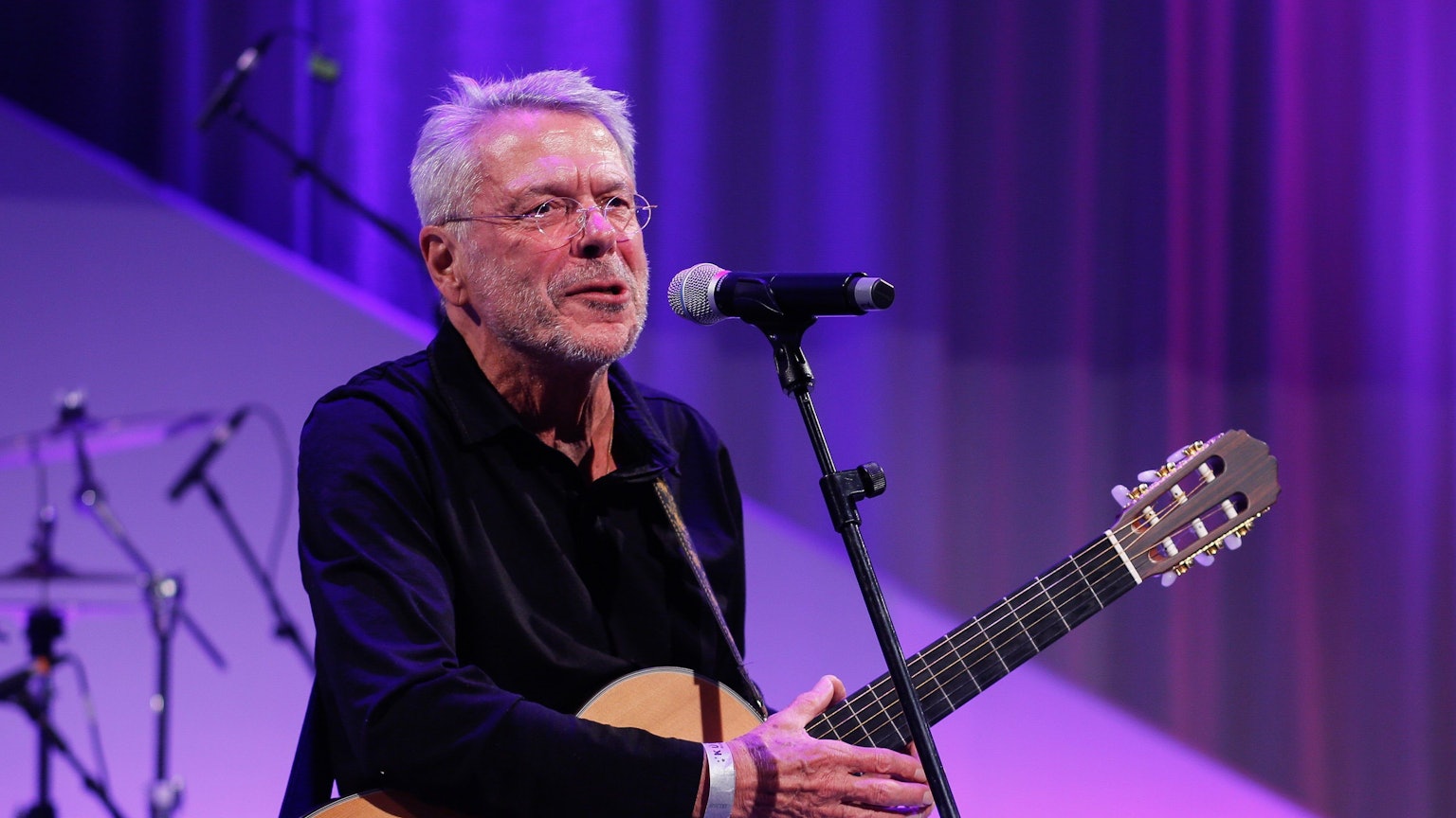 Seit den 60er-Jahren Liedermacher mit Botschaft: Reinhard Mey.