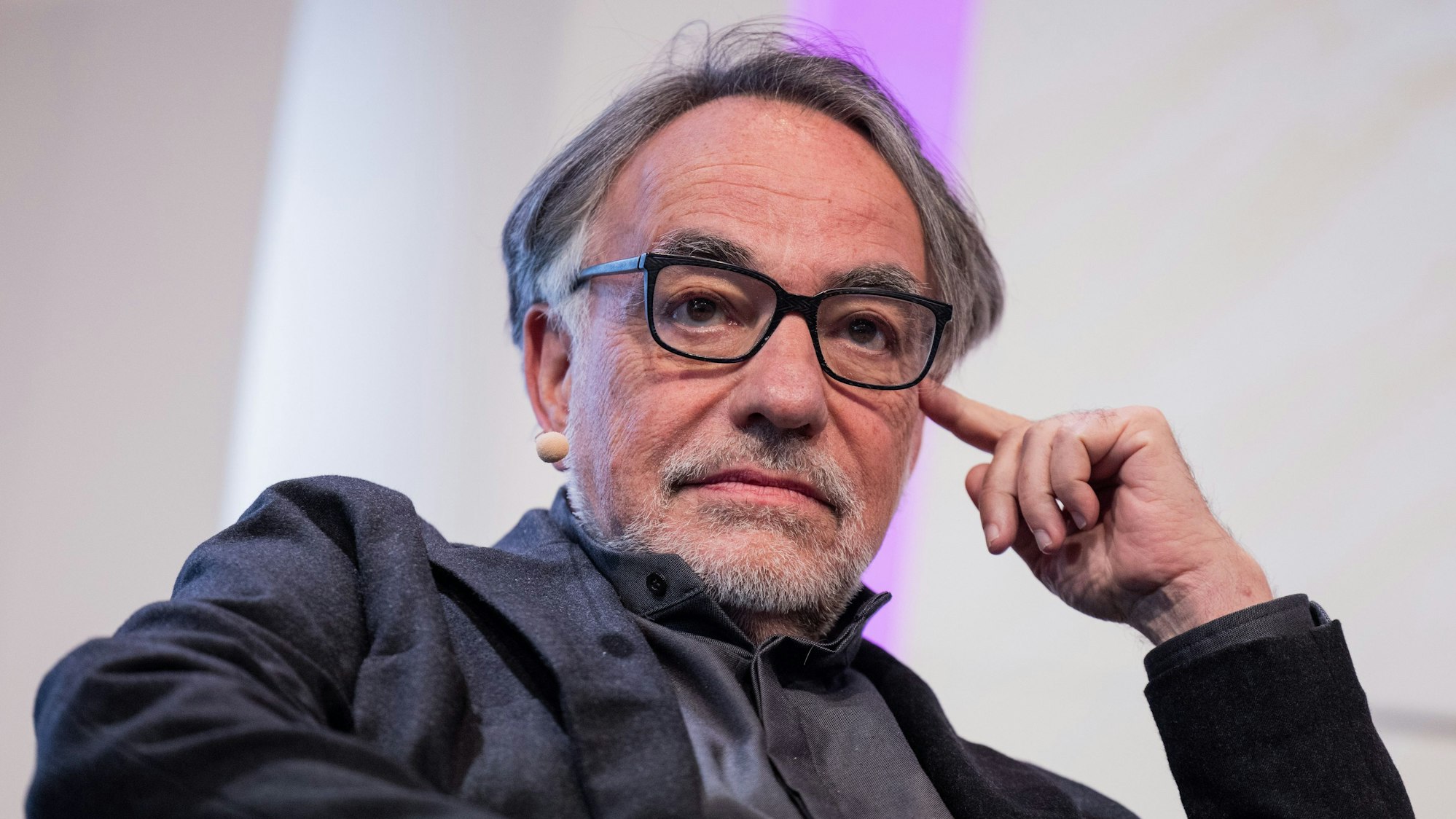 Natan Sznaider, israelischer Soziologe und Schriftsteller, t bei der Eröffnung des Philosophie-Festivals Phil.Cologne.