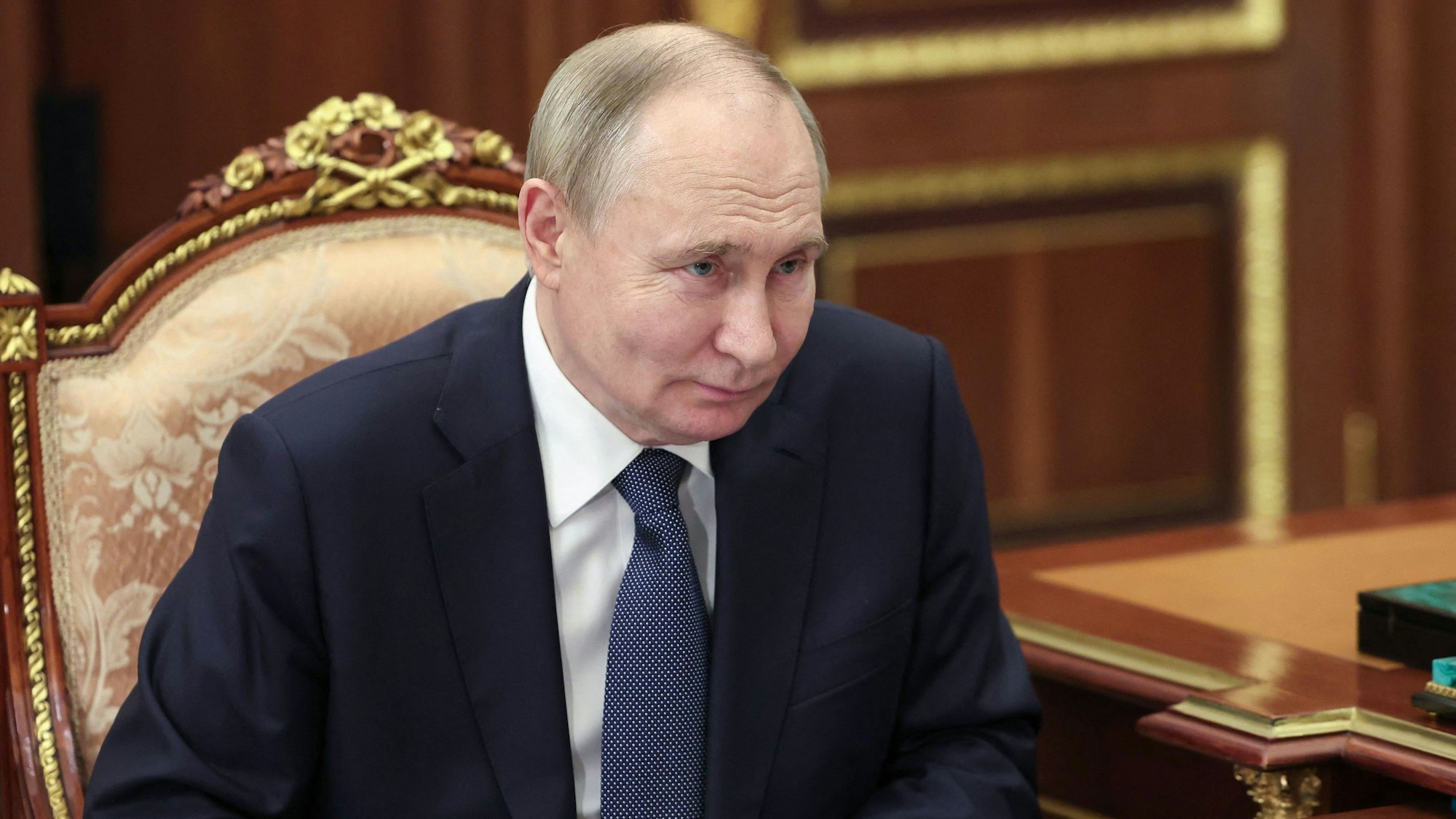 Russlands Präsident Wladimir Putin ein Kriegsverbrecher? Im Osten sehen das nicht wenige anders.