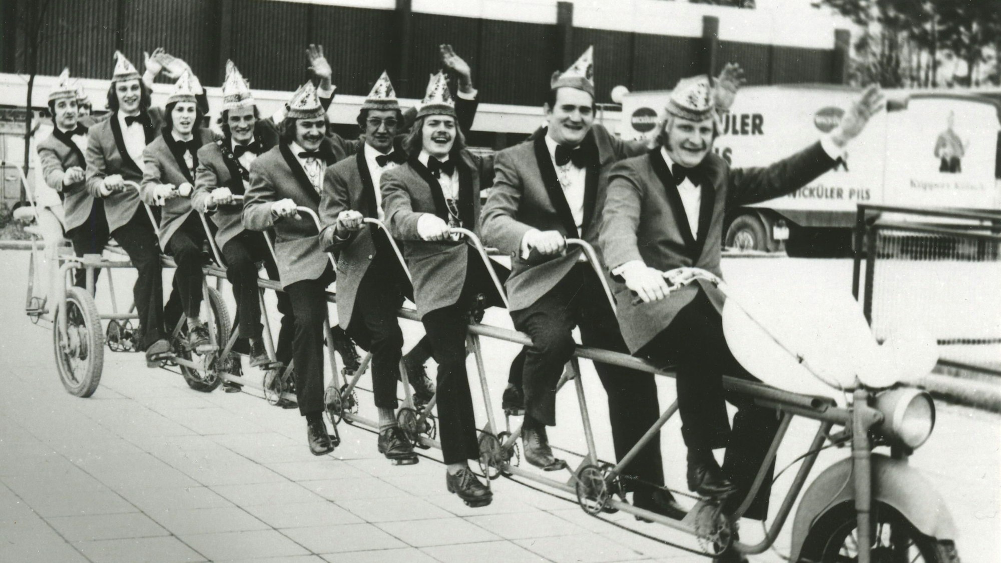 Geschichte der Großen Bensberger Karnevalsgesellschaft zum 44-Jährigen 2012 Fotos von Willi Fritzen.