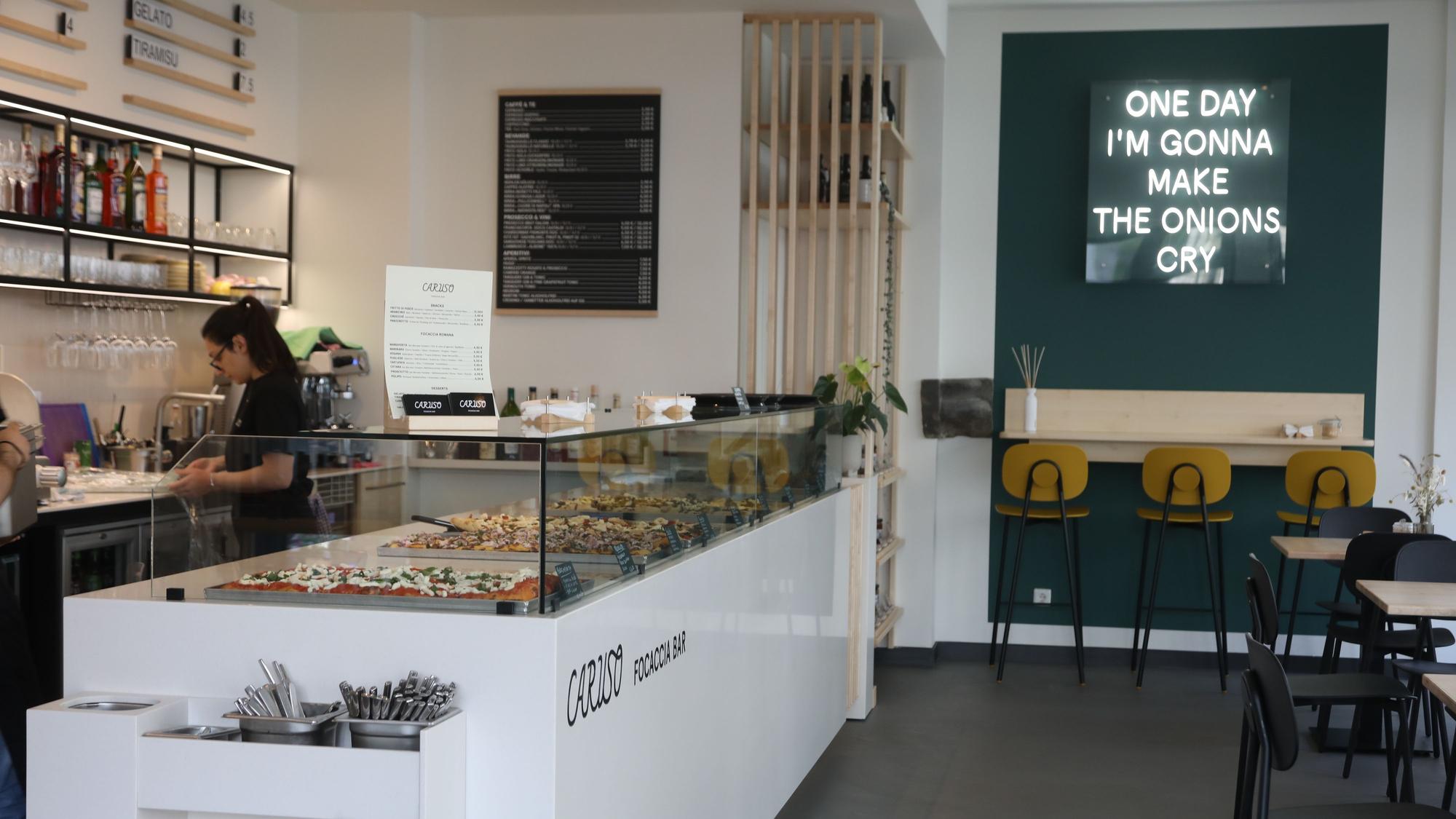 Gastraum und Theke der Caruso Focaccia Bar auf der Zülpicher Straße