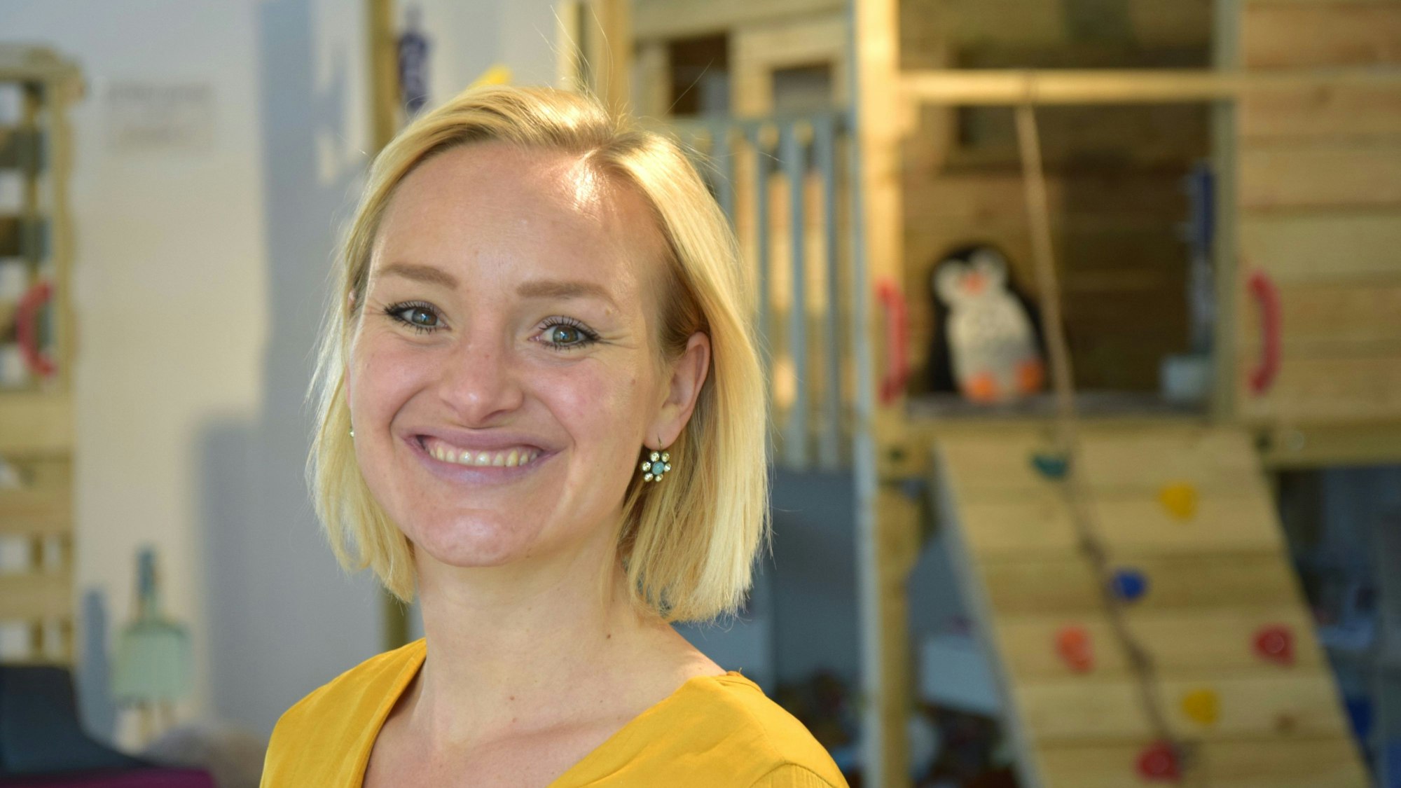 In Mülheim hat das Atelier Freudensprung eröffnet. Ina Sloane möchte dort ein Sport- und Bewegungsangebot für Eltern schaffen.