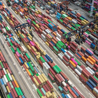 Luftbild: Container im Hafen von Shenzen