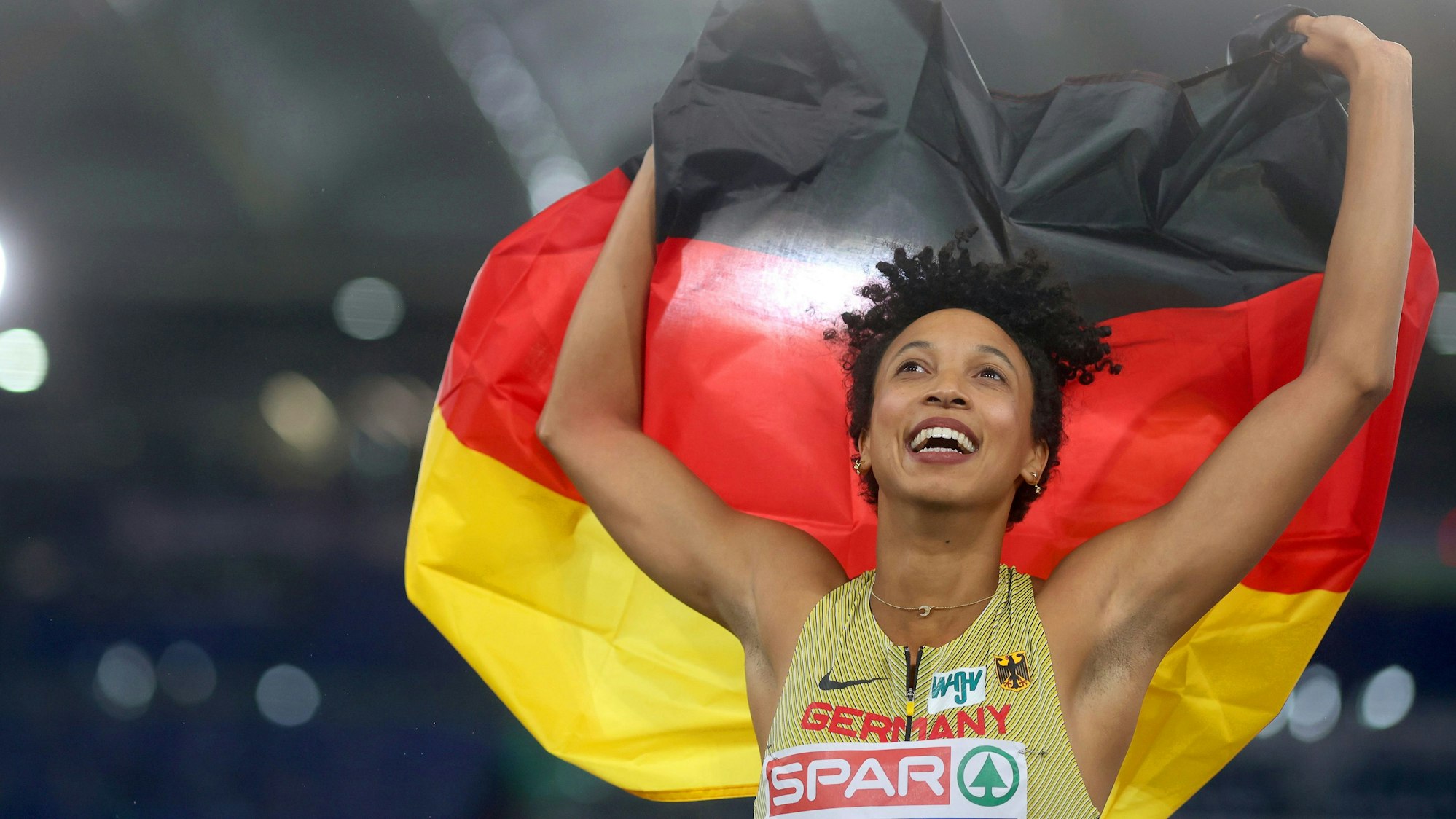 Malaika Mihambo aus Deutschland jubelt nach ihrem Sieg.